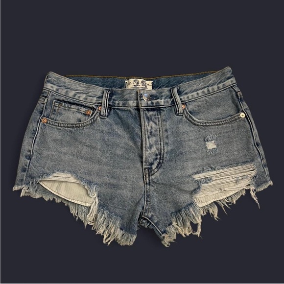 We The Free Pants - We the Free “Loving Good Vibrations” distressed high waisted denim shorts